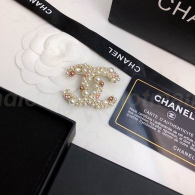 Chanel Brooch 367